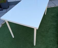 table 150 x 75 cm