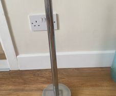 toilet roll holder