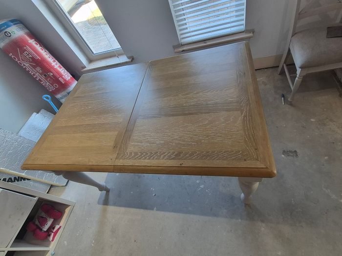 Extendable Kitchen Table and Chairs