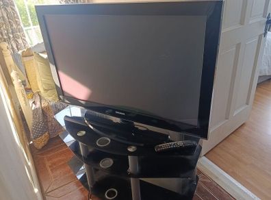 Samsung TV and unit