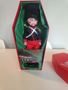 Living dead dolls