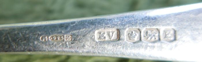 Vintage 925 Sterling Silver Sheffield Cake Forks in original box 98,7g