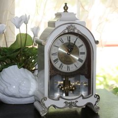 Rhythm  Wind Up Japan Musical Clock