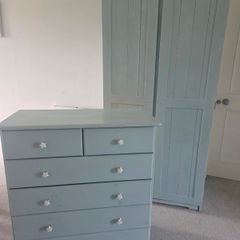 Girls wardrobe and drawers