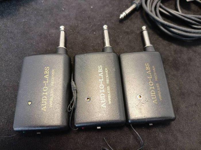 Acesonic KM-111 Karaoke Mixer USB to PC, 2 XLR Mic In, RCA In/Out Headphone Out