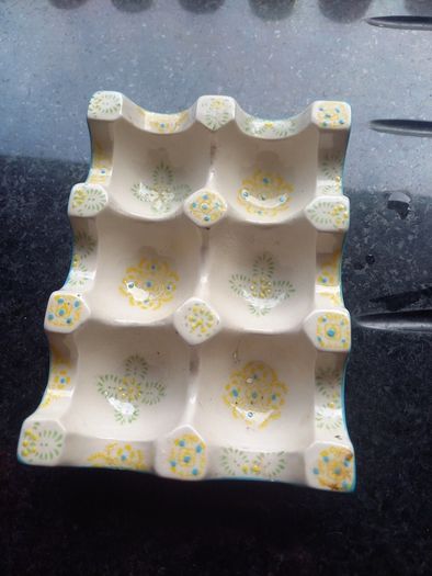 egg holder