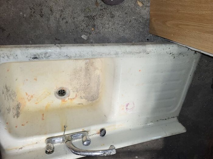 Cast Iron kitchen sink