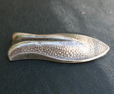 Vintage Dress Clip 2,3"