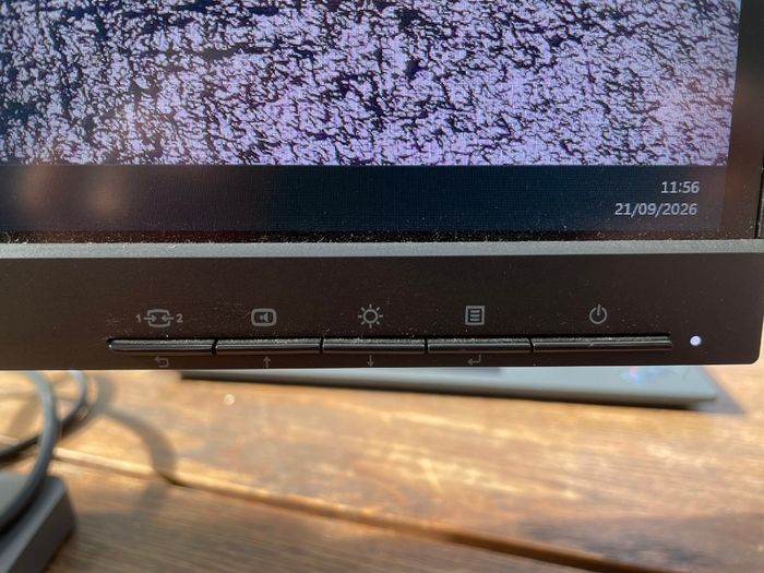 Lenovo 27" 1440p QHD Monitor - Lenovo L27q-35 VA - Excellent Condition
