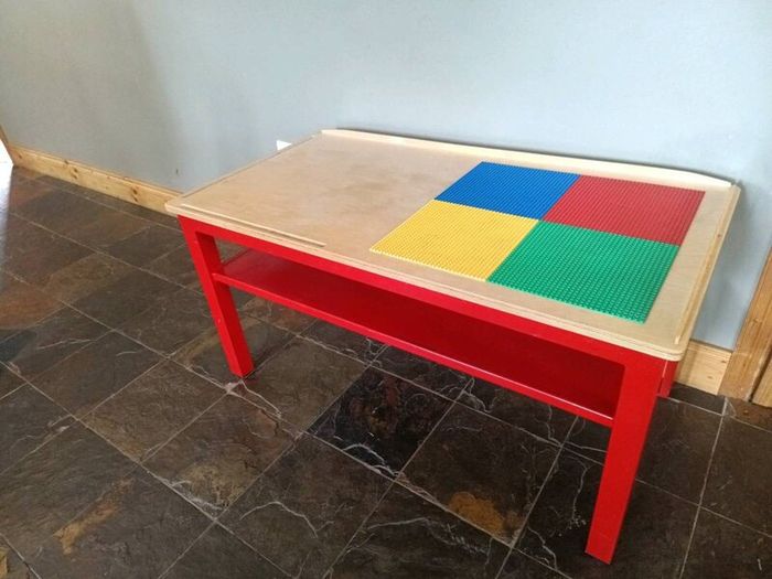 Lego table