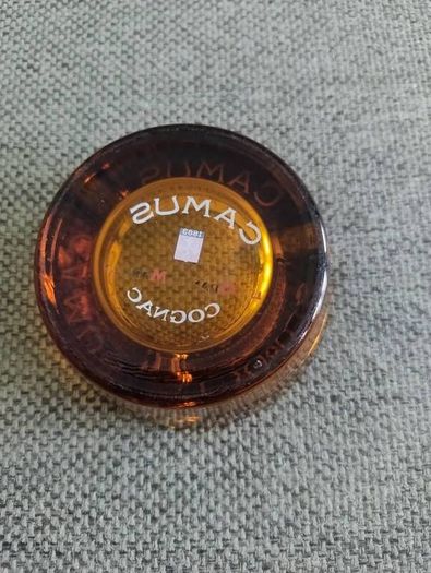 Vintage Camus Cognac Ashtray heavy amber glass 1960's made in France in very good condition FREE STANDARD POSTAGE INCLUDED
