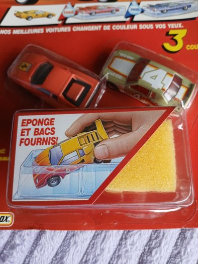 Ferrari Testarossa / Buick Le Sabre Matchbox Super Colour Changers