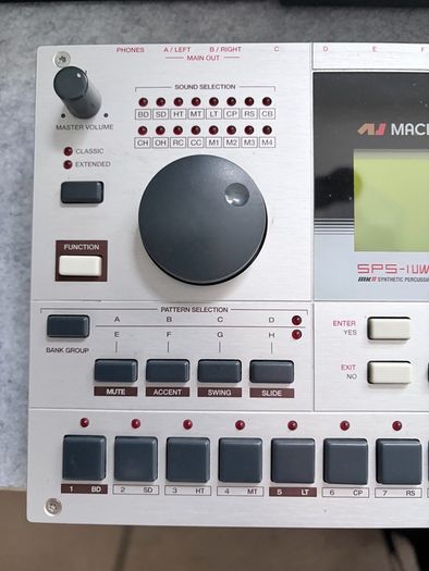 Elektron Machinedrum SPS-1UW+ MKII with Black Faceplate