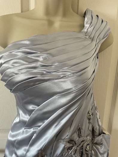 BNWT -  Silver/Blue hand beaded occasion Dress (Size 10-12)