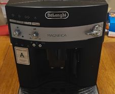 Coffee mashine DeLonghi Magnifica