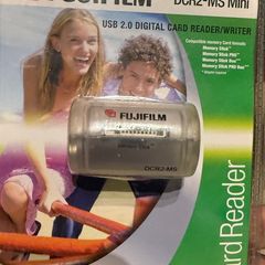 Fujifilm Card reader