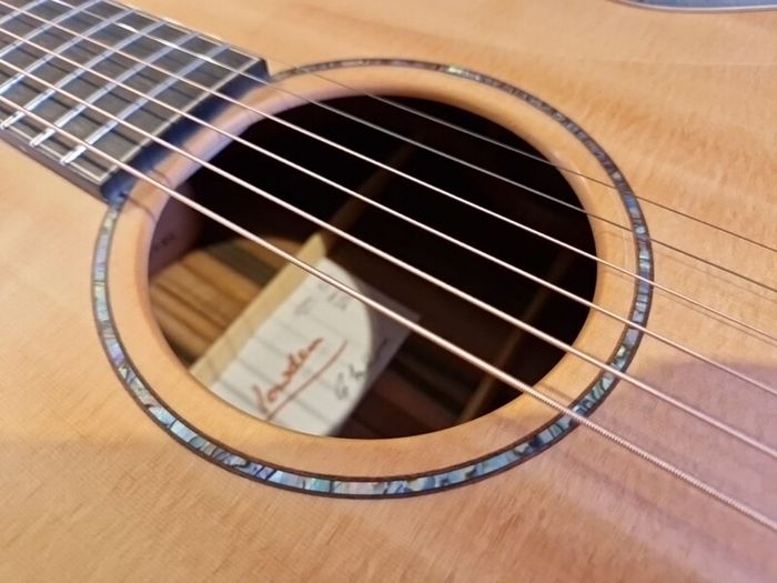 Lowden O-35