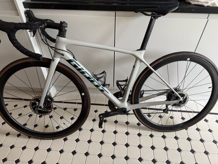 Giant TCR road bike