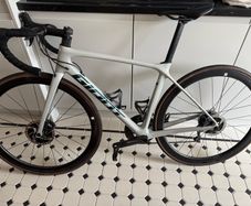Giant TCR road bike