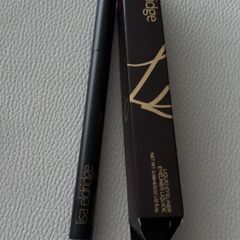 Lisa Eldridge Kitten Flick Liquid Eyeliner 0.46ml shade black
