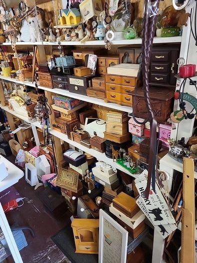 Trinket box