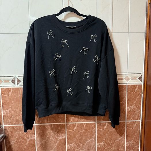Reserved Bow Sweatshirt - Size L
