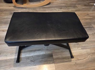 Piano stool and keyboard stand