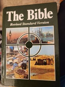 THE BIBLE. REVISED STANDARD  VERSION. Hardback in very good condition.  1100 pages.38.