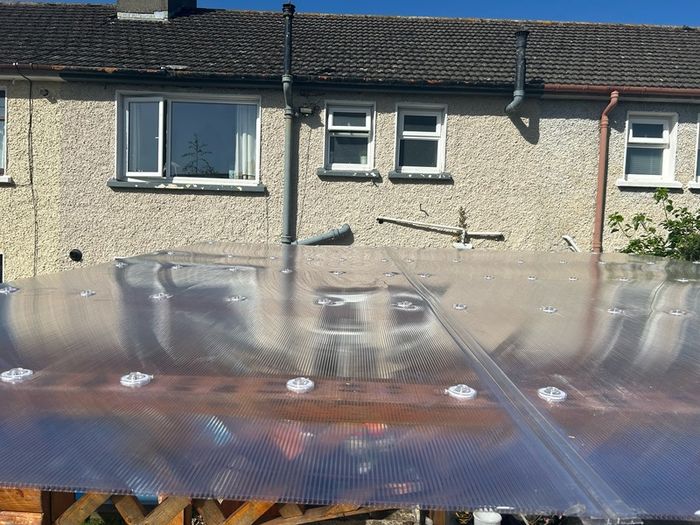 Delivery and assembly. Different sizes are possible.