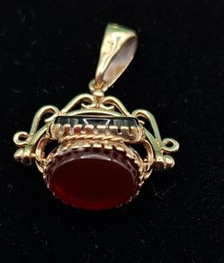 9ct yellow gold swivel fob