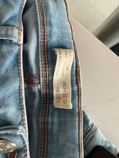 Hollister, Pull & Bear, Zara jeans and dungarees Age 9 - 13 years (Free girls clothes bundle for first buyer to offer asking price on this)