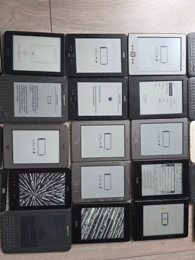42 x Amazon Kindle/Kobo Joblot (Free Post)