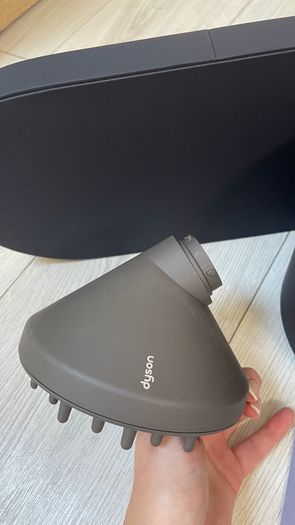 Dyson Airwrap - almost new condition