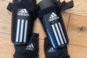 Football Shin Pads - suit 6-10  year old