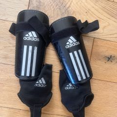 Football Shin Pads - suit 6-10  year old