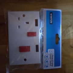 Status 1 Gang 45 amp Cooker Switch