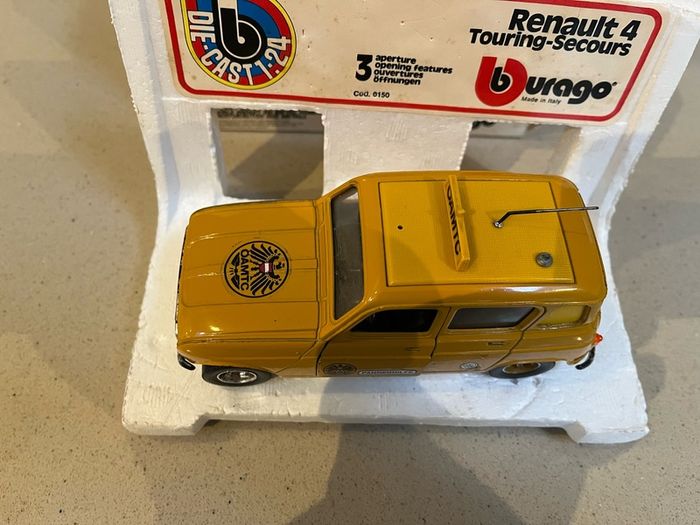 Renault 4 Secours OAMTC Austrian Serie 1/24 Burago Ultra Rare