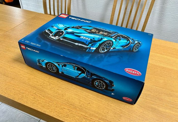 Lego Technic Bugatti Chiron 24083