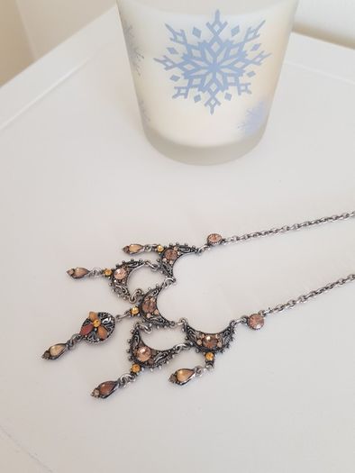 Costume Jewellery/Necklaces