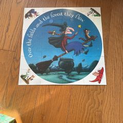 Jigsaw Room on the Broom