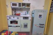 Toy kitchen nd fridge