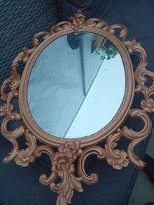 Gold mirror