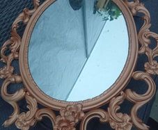 Gold mirror