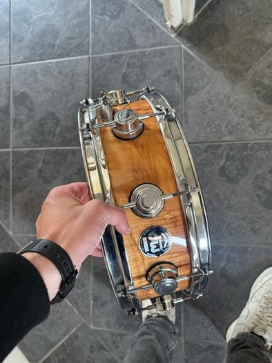 DW Collectors Series snare drum (signed by John Good - 38/44)