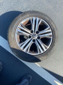 renault wheel