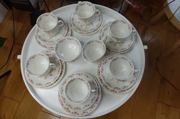 Vintage Elizabethan tee/coffee 6 person set