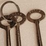 Union keys and basta and cara. yale Image 5