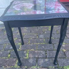 Lovely design small table