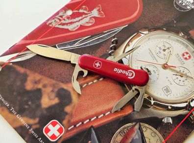 Vintage Wenger Commander Discontinued 85mm Swiss Army Knife Collectable