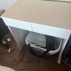 Dressing table